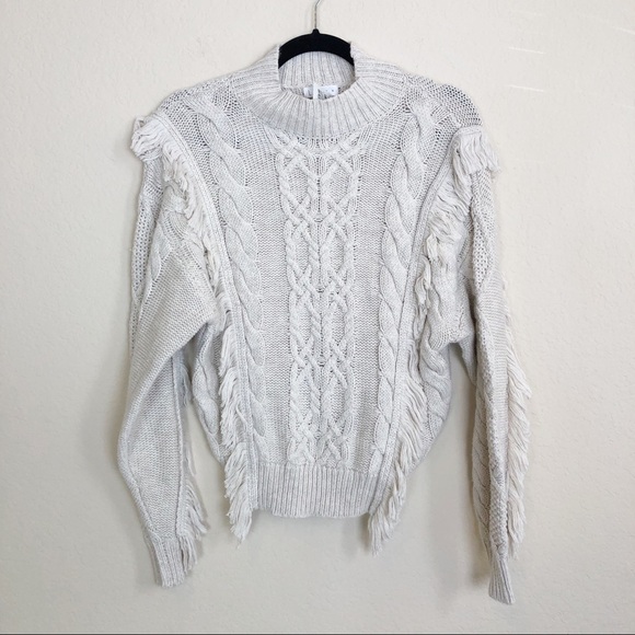 New Leith Cable Knit Fringe Sweater in Beige Oatmeal Light Heather - Picture 3 of 9